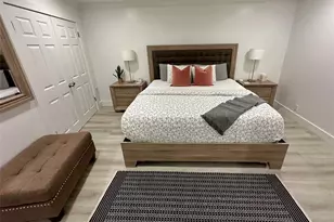 1920 NE 26th Dr, Wilton Manors, FL 33306 - Photo 24