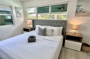 1920 NE 26th Dr, Wilton Manors, FL 33306 - Photo 22