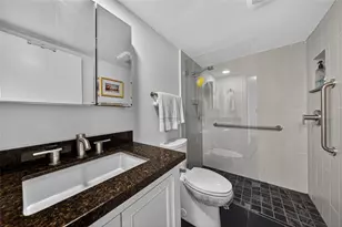 1100 SE 5th Ct, Pompano Beach, FL 33060 - Photo 12