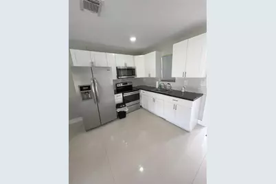 4041 SW 52nd Street, Dania Beach, FL 33004 - Photo 10