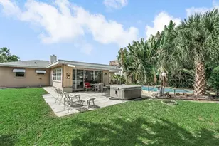 1122 Beach Rd, Singer Island, FL 33404 - Photo 24