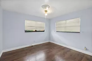 14800 NE 8th Ct, Unincorporated Dade County, FL 33161 - Photo 16