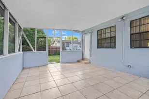 14800 NE 8th Ct, Unincorporated Dade County, FL 33161 - Photo 20