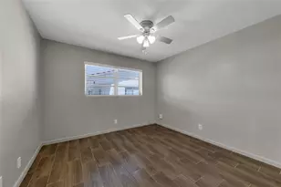 2201 NE 36th St, Lighthouse Point, FL 33064 - Photo 20