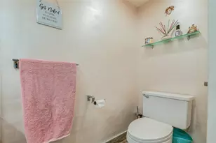 7400 Radice Ct, Lauderhill, FL 33319 - Photo 36