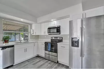 6411 SW 6th St, Margate, FL 33068 - Photo 10