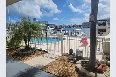 2100 N Diana Dr, Unit #107, Hallandale Beach, FL 33009 - Photo 2