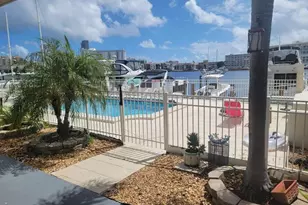 2100 N Diana Dr Unit, Hallandale Beach, FL 33009 - Photo 2