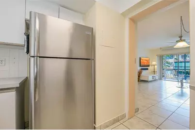 6010 S Falls Circle Dr, Unit #305, Lauderhill, FL 33319 - Photo 12