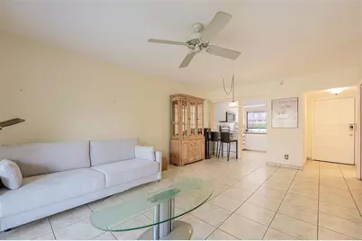 6010 S Falls Circle Dr, Unit #305, Lauderhill, FL 33319 - Photo 4