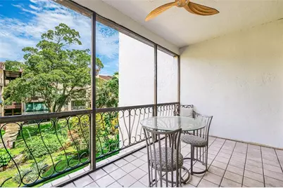 6010 S Falls Circle Dr, Unit #305, Lauderhill, FL 33319 - Photo 2