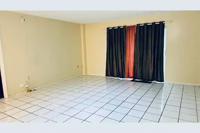 4170  Inverrary Dr, Unit #105, Lauderhill, FL 33319 - Photo 10