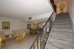 1018 NE 25th, Hallandale Beach, FL 33009 - Photo 22