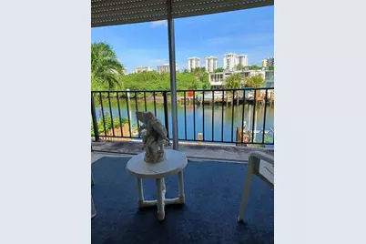 1018 NE 25th, Hallandale Beach, FL 33009 - Photo 26