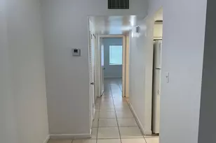 515 S Sequoia Dr, West Palm Beach, FL 33409 - Photo 10