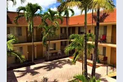 515 S Sequoia Dr, Unit #103, West Palm Beach, FL 33409 - Photo 2