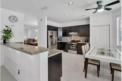 4032  Pinewood Ln, Weston, FL 33331 - Photo 4