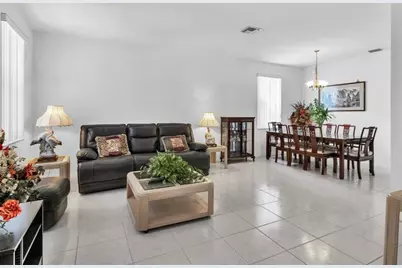 4032  Pinewood Ln, Weston, FL 33331 - Photo 22