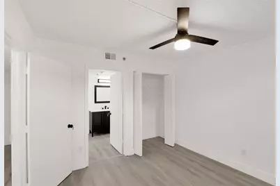 23344  Carolwood Ln, Unit #302, Boca Raton, FL 33428 - Photo 6