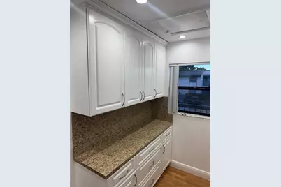 851 NE 209th Ter, Unit #202, Miami, FL 33179 - Photo 4