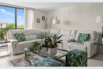 1301  River Reach Dr, Unit #515, Fort Lauderdale, FL 33315 - Photo 4