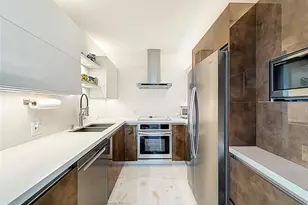 3625 N Country Club Dr, Aventura, FL 33180 - Photo 14