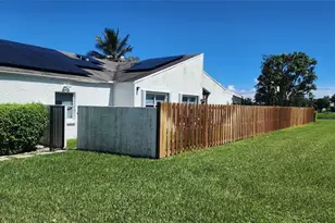 2111 NW 12th St, Delray Beach, FL 33445 - Photo 2