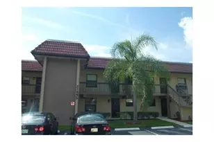 21895 Lake Forest Cir, Boca Raton, FL 33433 - Photo 26