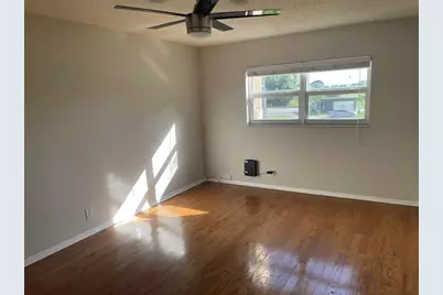 1005  Country Club Dr, Unit #205, Margate, FL 33063 - Photo 10