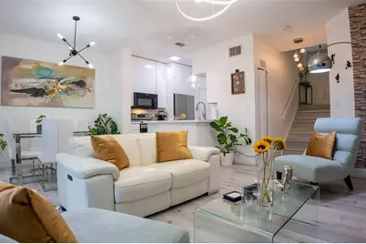 361 SW 95th Ter, Unit #361, Pembroke Pines, FL 33025 - Photo 2