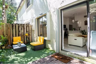 361 SW 95th Ter, Unit #361, Pembroke Pines, FL 33025 - Photo 14