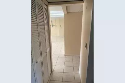 1025  Country Club Dr, Unit #301, Margate, FL 33063 - Photo 22