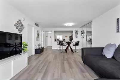 427  Golden Isles Dr, Unit #16H, Hallandale Beach, FL 33009 - Photo 4