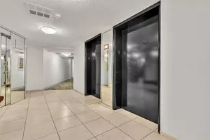 11930 N Bayshore Dr, North Miami, FL 33181 - Photo 44