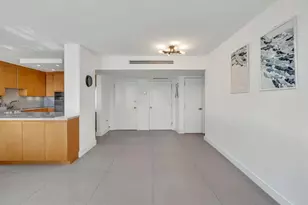 11930 N Bayshore Dr, North Miami, FL 33181 - Photo 12