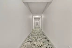 11930 N Bayshore Dr, North Miami, FL 33181 - Photo 42