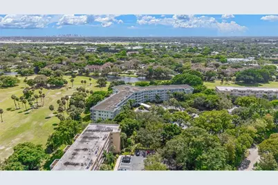 806  Cypress Grove Ln, Unit #403, Pompano Beach, FL 33069 - Photo 32