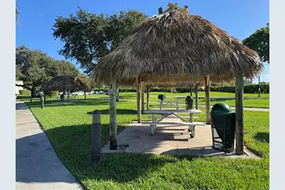 112  Lake Emerald, Unit #206, Oakland Park, FL 33309 - Photo 38