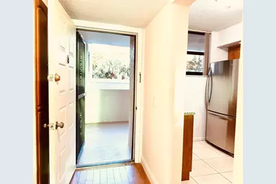 112  Lake Emerald, Unit #206, Oakland Park, FL 33309 - Photo 6