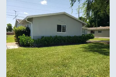 1105  Merion Pl, North Lauderdale, FL 33068 - Photo 6