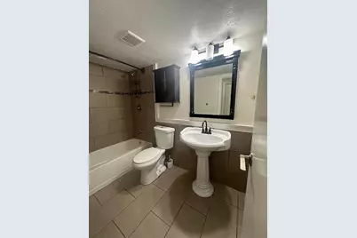 8205 NW 61st St, Unit #B218, Tamarac, FL 33321 - Photo 10