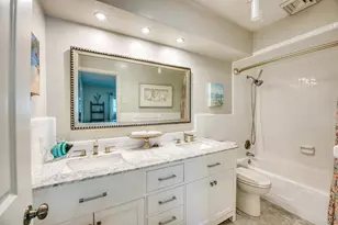 208 NE 30th St, Wilton Manors, FL 33334 - Photo 30