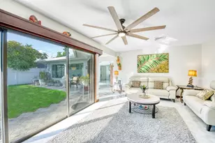 208 NE 30th St, Wilton Manors, FL 33334 - Photo 40