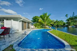 208 NE 30th St, Wilton Manors, FL 33334 - Photo 1