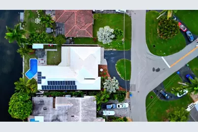 208 NE 30th St, Wilton Manors, FL 33334 - Photo 54