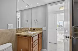 328 N Ocean Blvd, Pompano Beach, FL 33062 - Photo 26