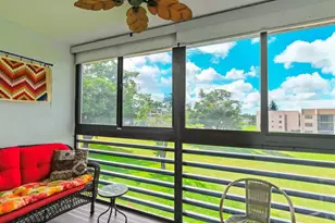 10402 Sunrise Lakes Blvd, Sunrise, FL 33322 - Photo 26