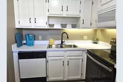15  Vista Gardens Trl, Unit #206, Vero Beach, FL 32962 - Photo 10