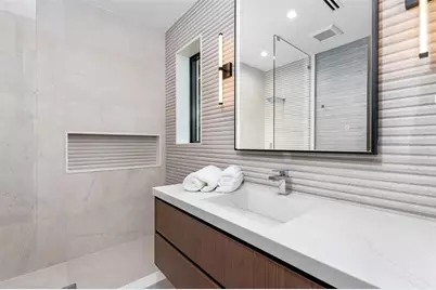 2733 NE 16th St, Fort Lauderdale, FL 33304 - Photo 48