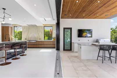 2733 NE 16th St, Fort Lauderdale, FL 33304 - Photo 16